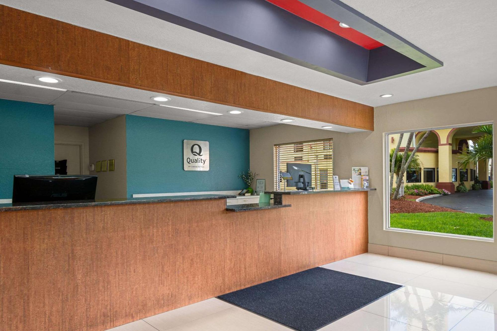 Quality Inn Sarasota I-75 Vamo エクステリア 写真