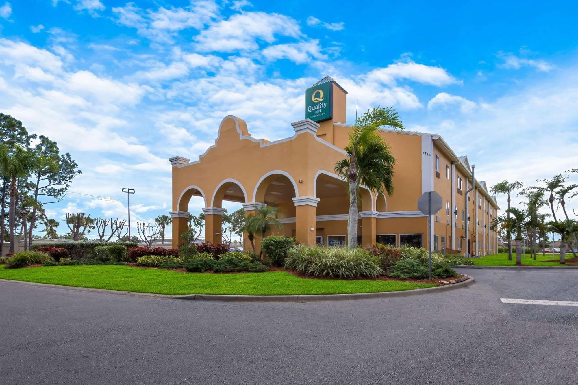 Quality Inn Sarasota I-75 エクステリア 写真