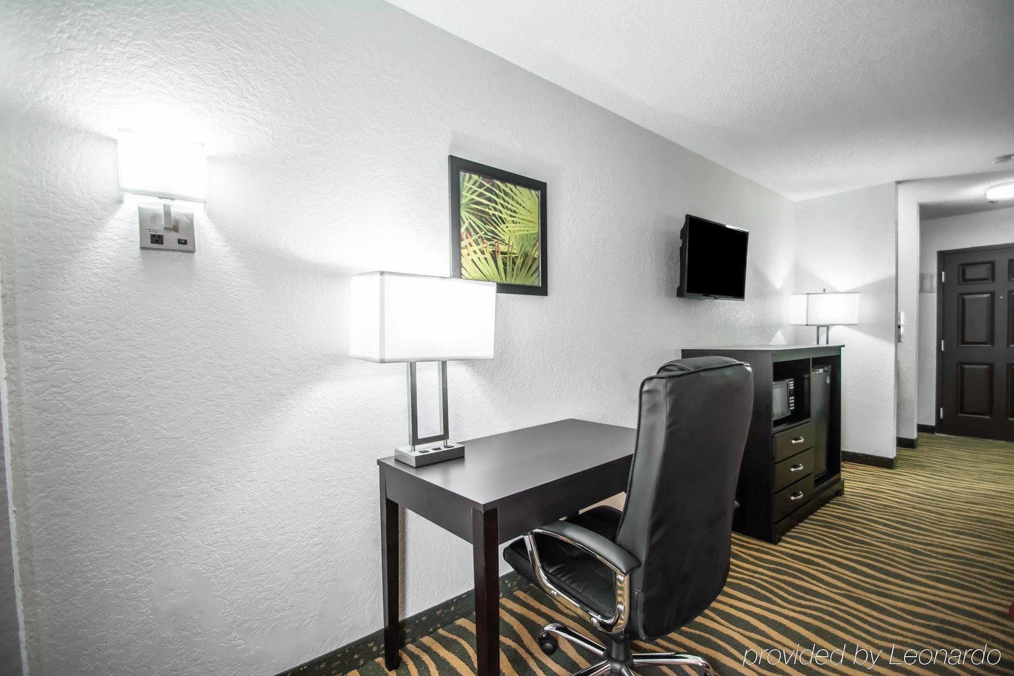 Quality Inn Sarasota I-75 エクステリア 写真