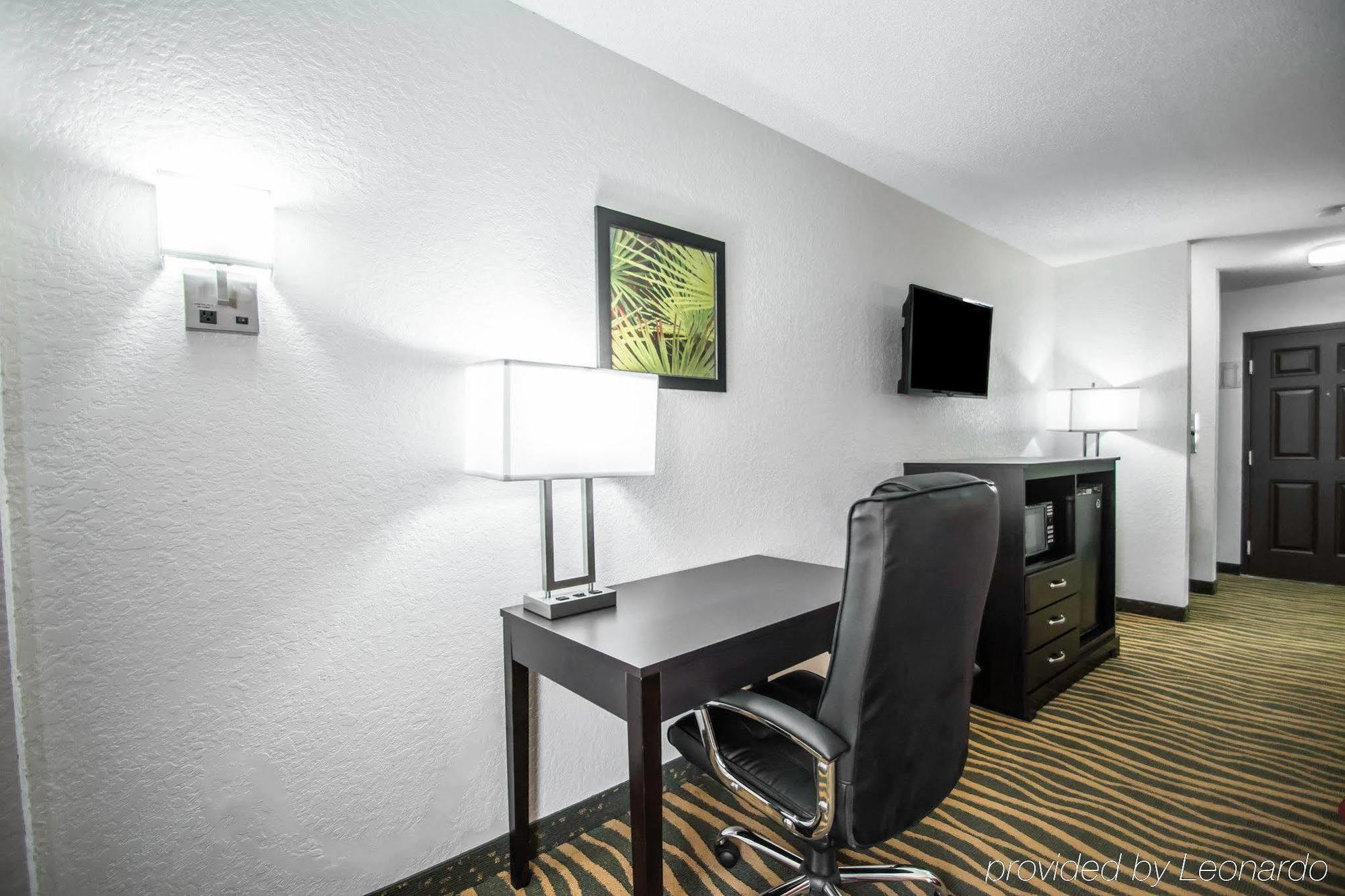 Quality Inn Sarasota I-75 Vamo エクステリア 写真