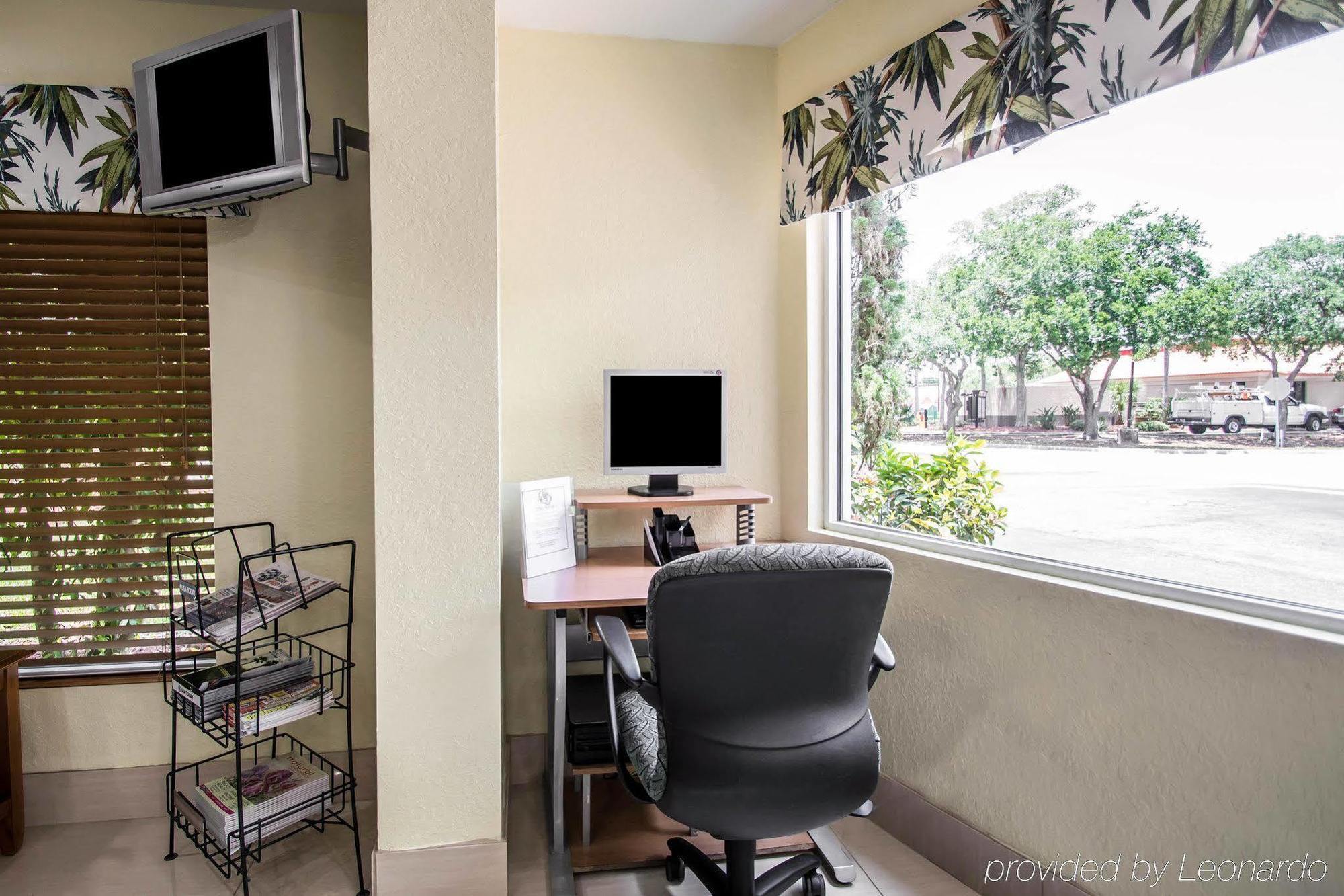 Quality Inn Sarasota I-75 Vamo エクステリア 写真